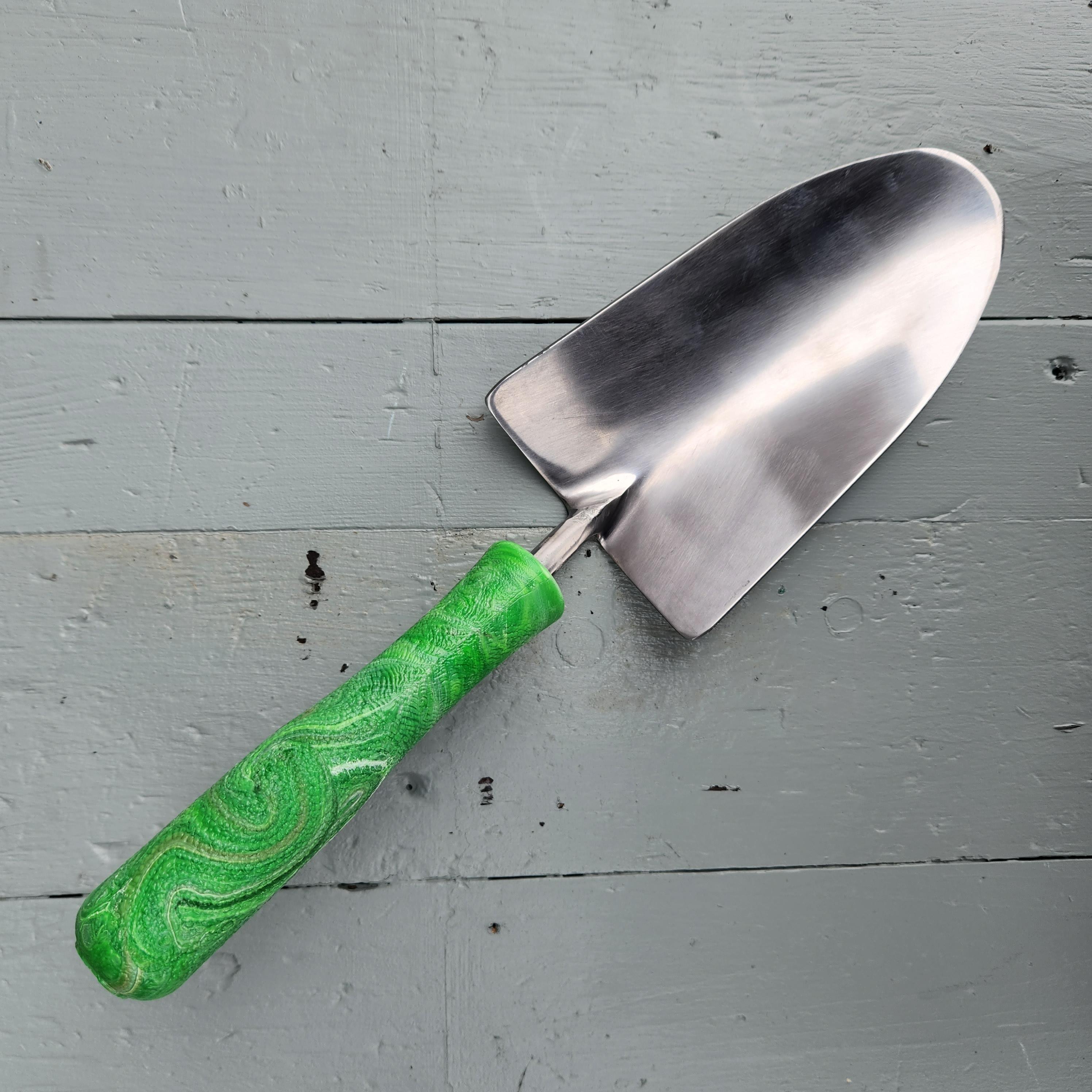 Green Ocean Plastic Trowel (was £23 now £21)