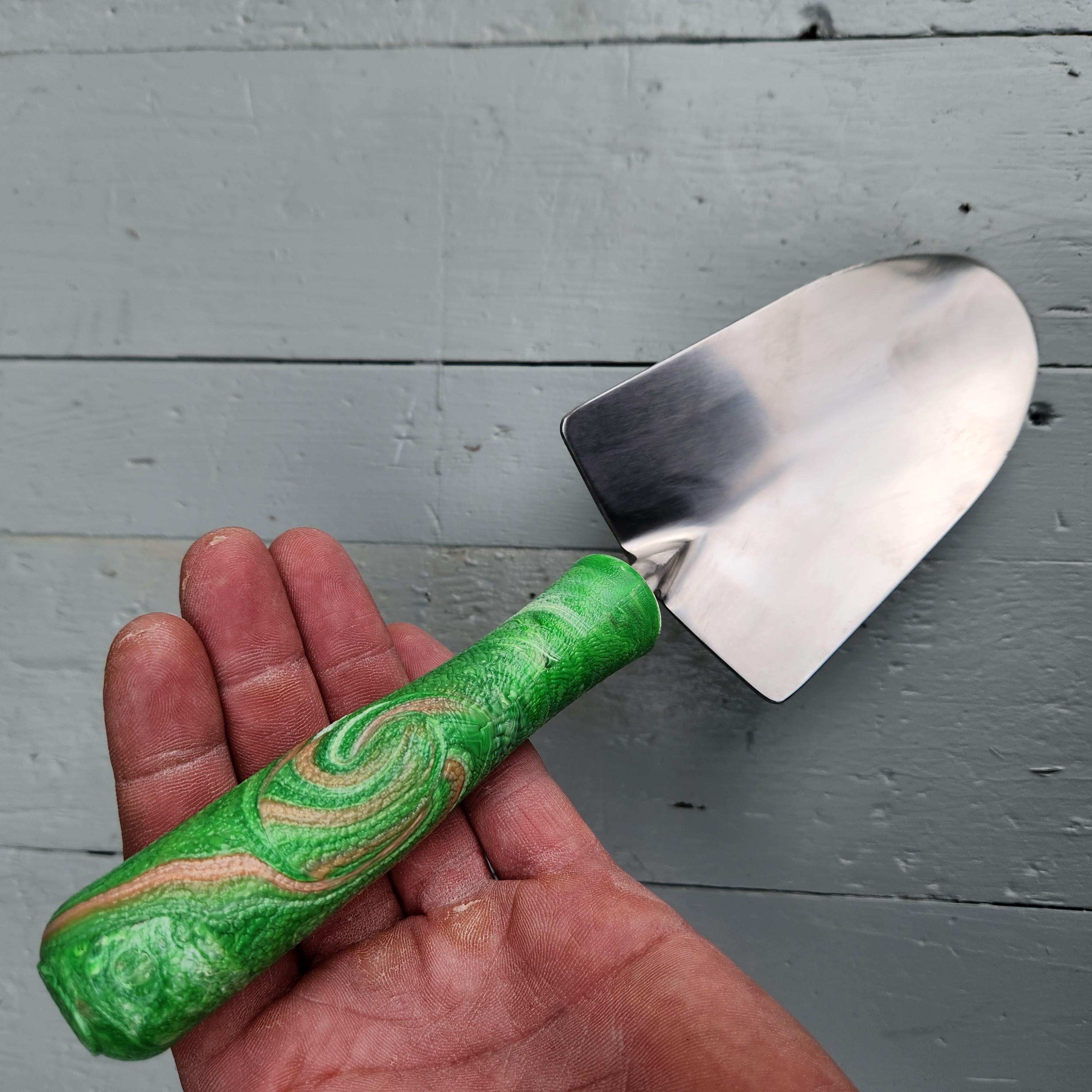 Green Ocean Plastic Trowel (was £23 now £21)